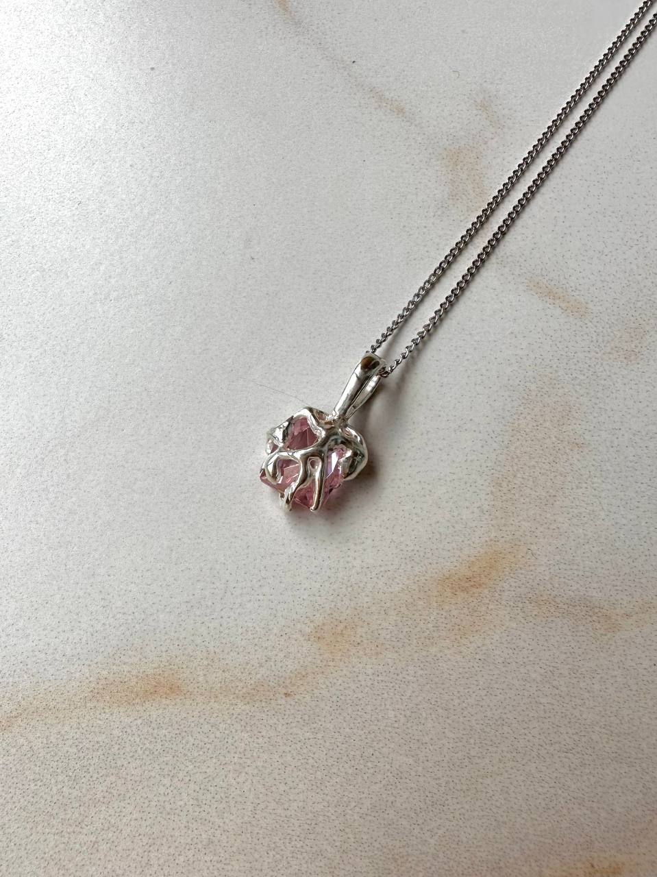 Cubic zirconia pendant