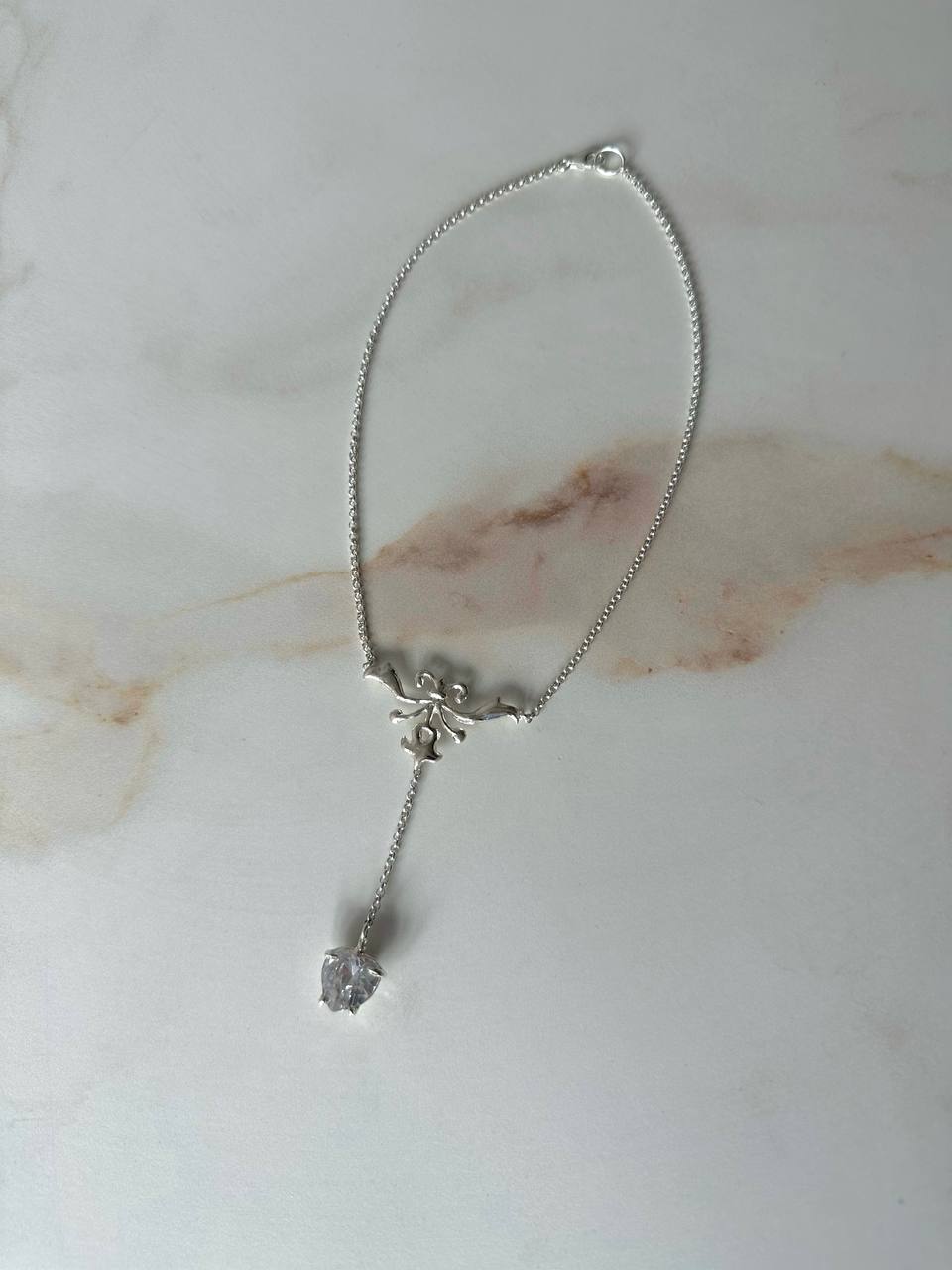Flower heart necklace