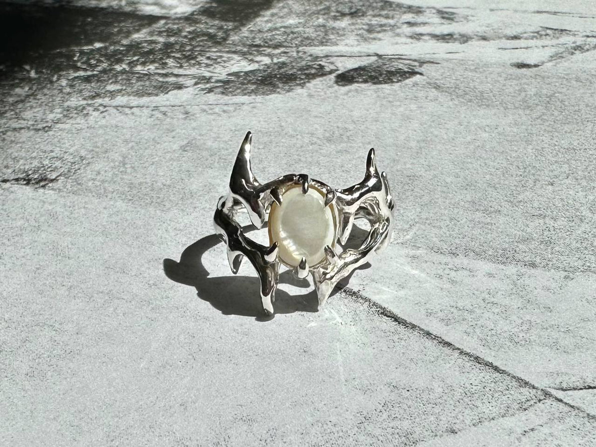 Nacre SP ring
