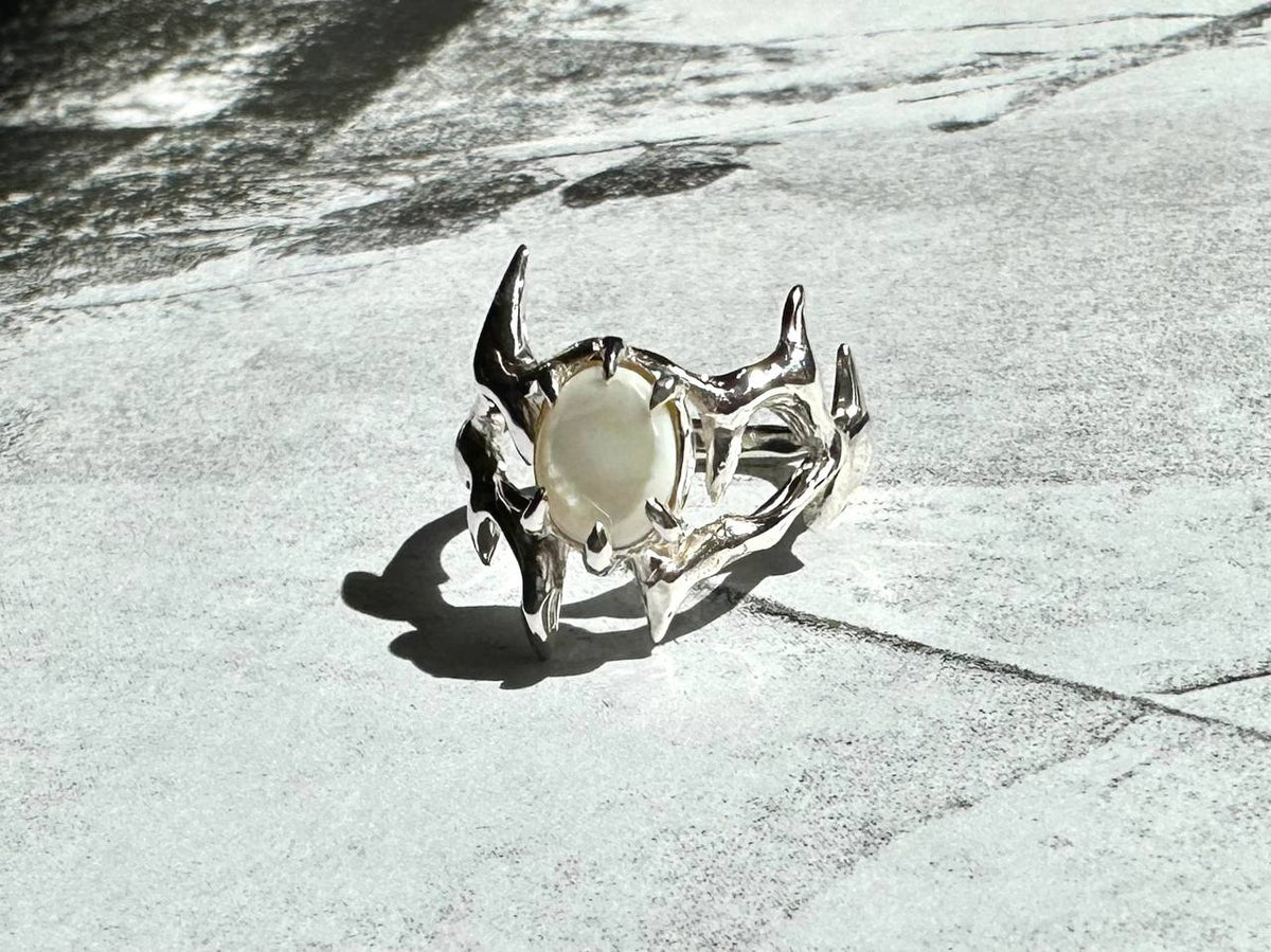 Nacre SP ring