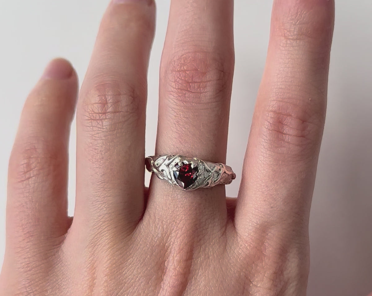 SP heart ring