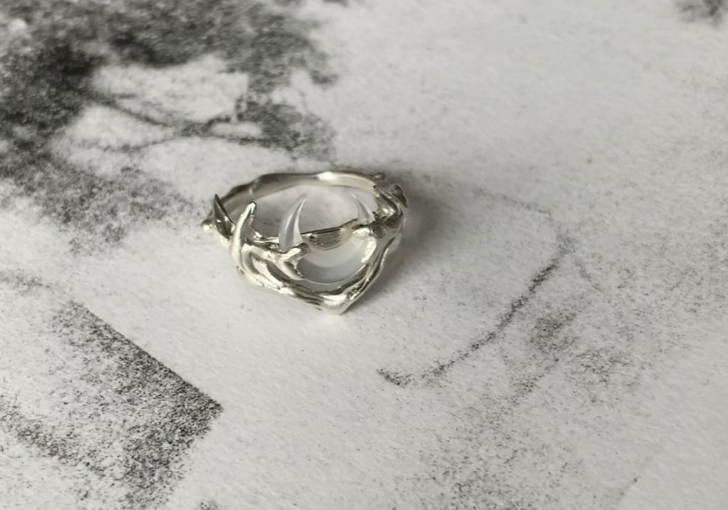 Moon ring